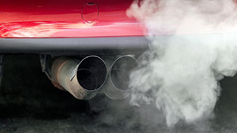 Viele Dieselautos stossen viel zu viel Stickoxyd aus.