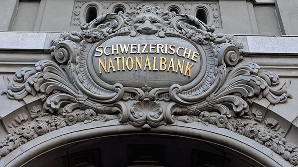 Das Guthaben der inländischen Banken bei der Nationalbank stieg um über sechs Milliarden Franken auf gut 507 Milliarden.