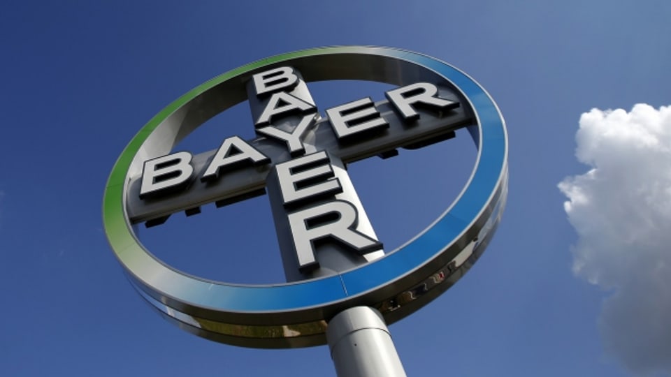 Bayer will den Saatguthersteller unbedingt kaufen und erhöht den angebotenen Kaufpreis darum.