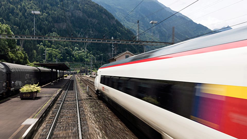 Ob SOB und BLS bestehende Fernverkehrsstrecken wie die Gotthard-Bergstrecke tatsächlich effizienter betreiben könnten als die SBB, bezweifeln die befragten Experten.