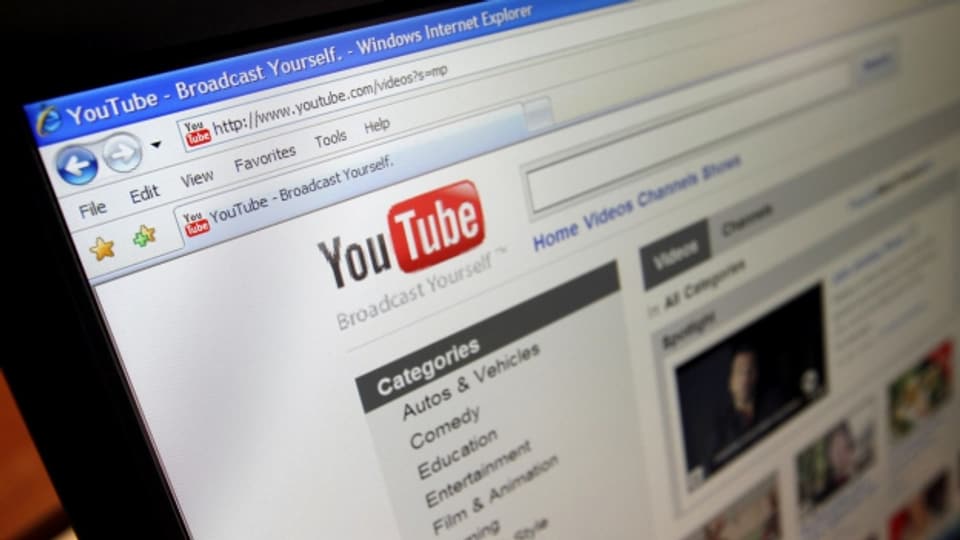 Youtube ist dank seiner Reichweite ein beliebter Werbeträger - doch nun regt sich Widerstand bei Werbekunden.