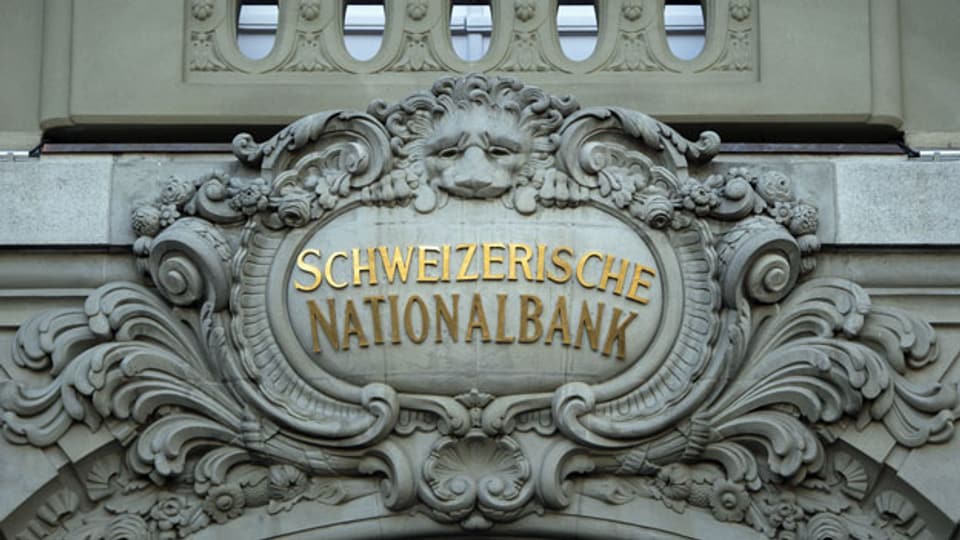 Die Fassade der Schweizerischen Nationalbank SNB am Bundesplatz in Bern.