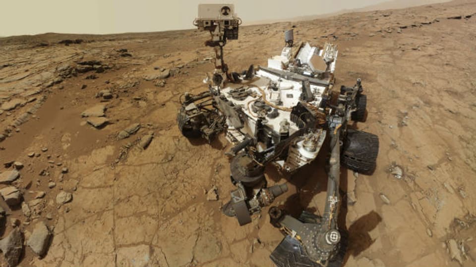 Kann nicht nur im Gestein bohren, sondern auch Selbstporträts schiessen: Der Mars Rover Curiosity.