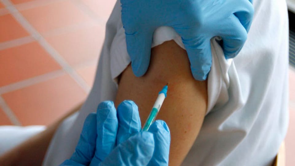 Das Fachblatt «The Lancet» berichtet über einen Wirkstoff, der offenbar in Tests einen beträchtlichen Impfschutz für Säuglinge und Kleinkinder bieten soll. Symbolbild.
