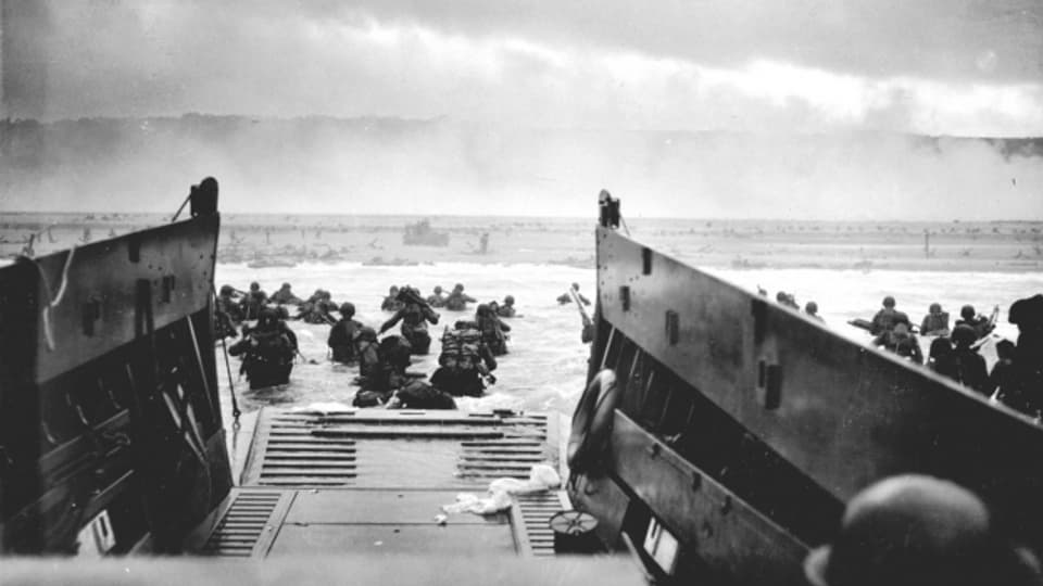 US-Soldaten landen am D-Day in der Normandie.
