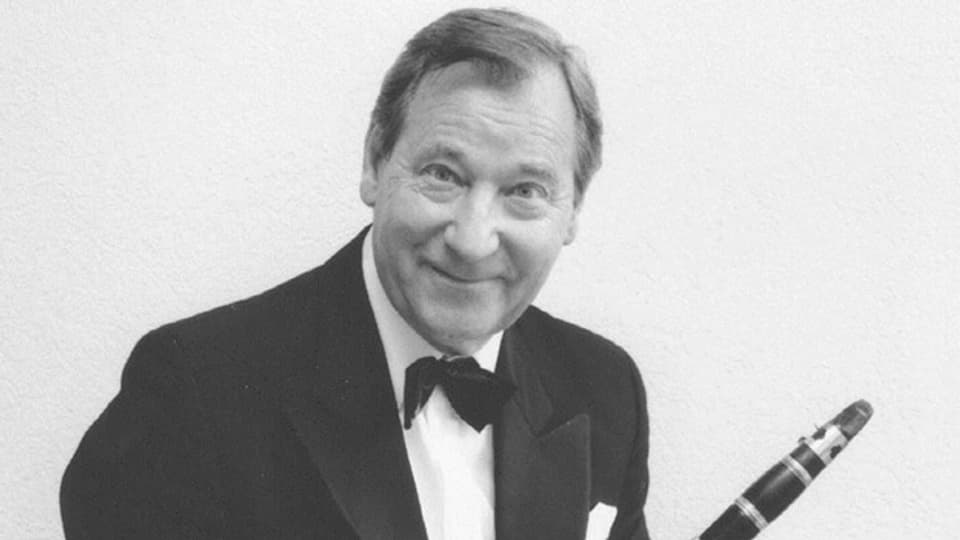 Willy Schmid ist am 11. Oktober 2013 in Küsnacht am Zürichsee im Alter von 85 Jahren gestorben.