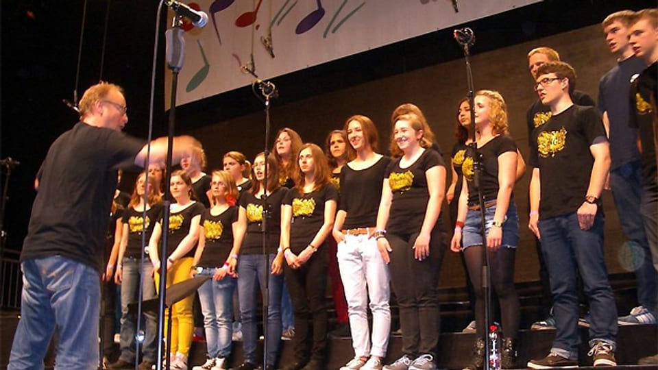 Jugendchor Sursee am Festkonzert im Rahmen des 4. Schweizer Kinder- und Jugendchorfestivals in St. Gallen.