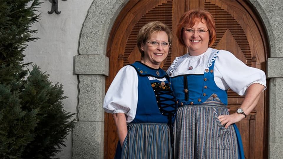 Esther Ehrler-Röthlin und Doris Brändli-Röthlin: Die beiden Schwestern treten als Jodelduett Geschwister Röthlin auf.