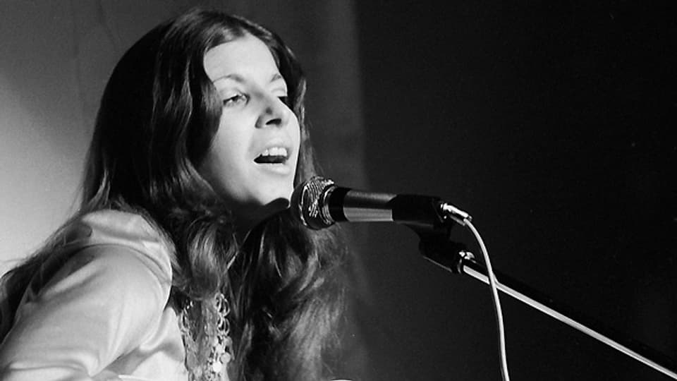 Monica Morell am 1. Juli 1974 bei einem Auftritt im Zürcher Mascotte.