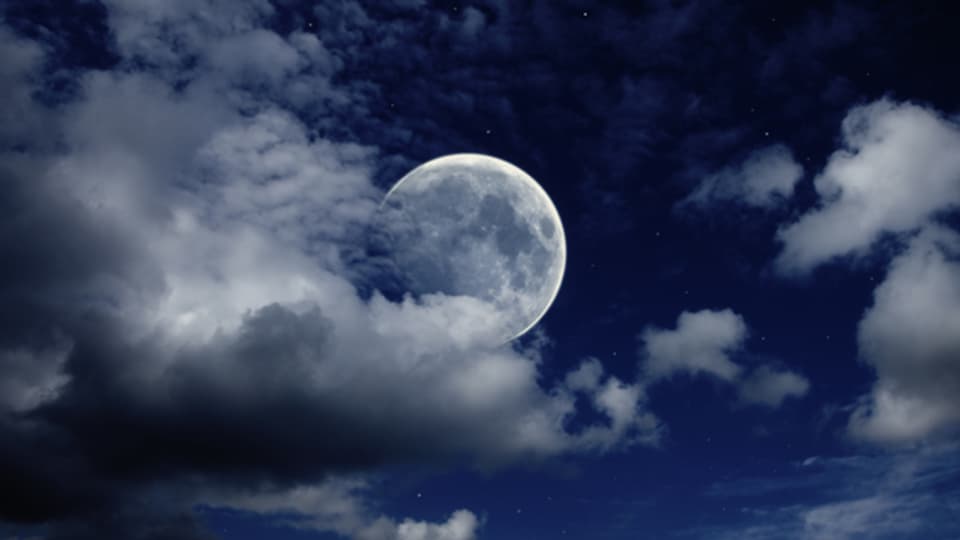 Die Anziehungskraft des Mondes ist in mehrfacher Hinsicht mächtig.