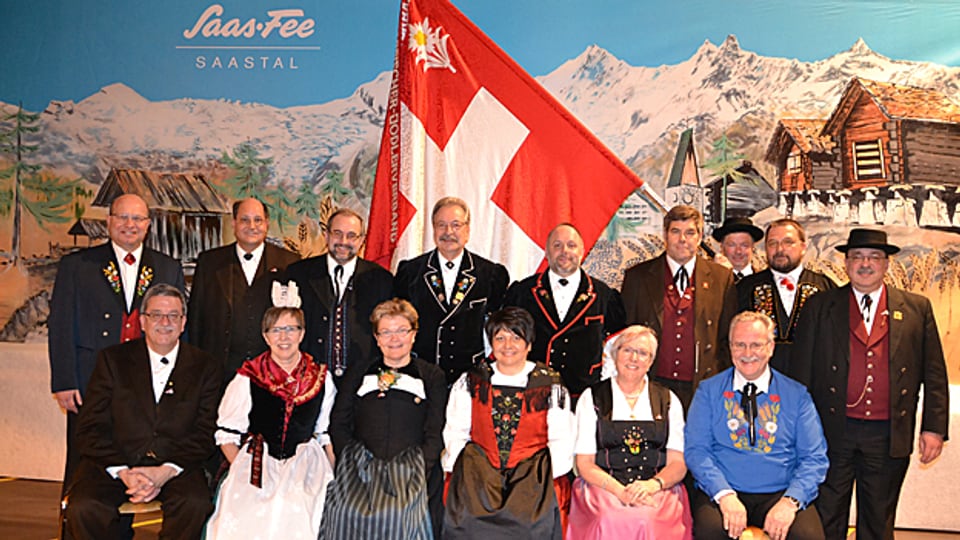 Der erweiterte Zentralvorstand des Eidgenössischen Jodlerverbandes an der Delegiertenversammlung in Saas Fee.