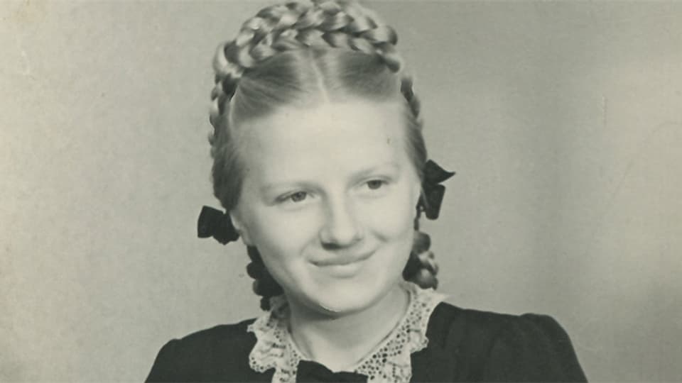 Erna Schürch in jungen Jahren. 1959 erhielt die heute 79-jährige Rentnerin den Schweizer Pass.