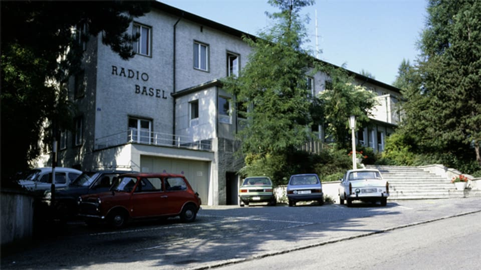 Das Studio von Radio Basel 1986.