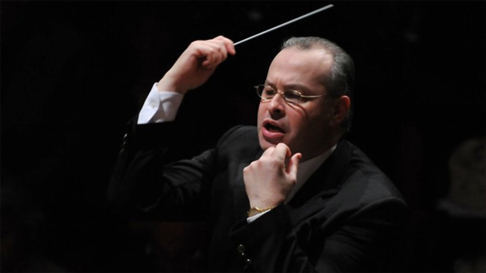 Musiker und Komponist Franco Cesarini im Einsatz als Dirigent.