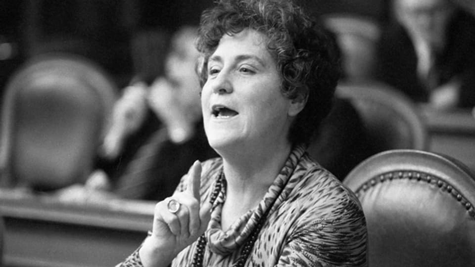 Als Stadträtin leitete Emilie Lieberherr von 1970 bis 1994 das Zürcher Sozialamt. Von 1978 bis 1983 vertrat sie den Kanton Zürich im Ständerat.