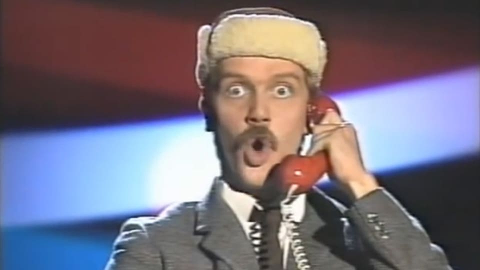 Hape Kerkeling 1987 als Ivo Kerkelic in einer Parodie zum Eurovision Song Contest.