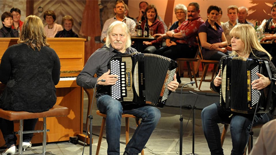 Akkordeonduo Wachter-Rutz mit Ruedi und Heidi Wachter am 27. März 2014 in der Sendung «Potzmusig».