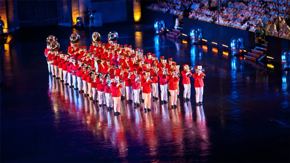 Die Swiss Army Central Band 2011 am Basel Tattoo.
