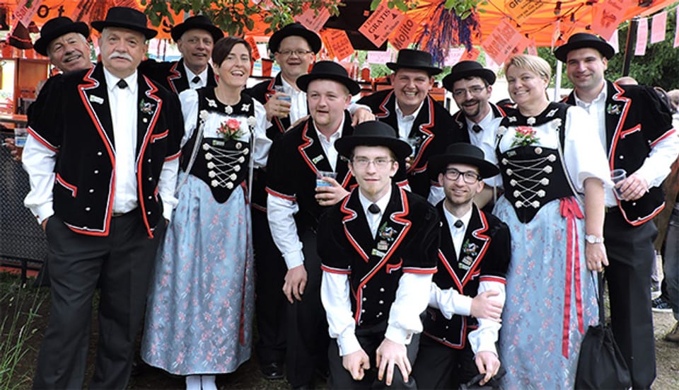 Der Jodlerklub Bärgbrünneli Liesberg 2015 am Bernisch-Kantonalen Jodlerfest in Hasle-Rüegsau.