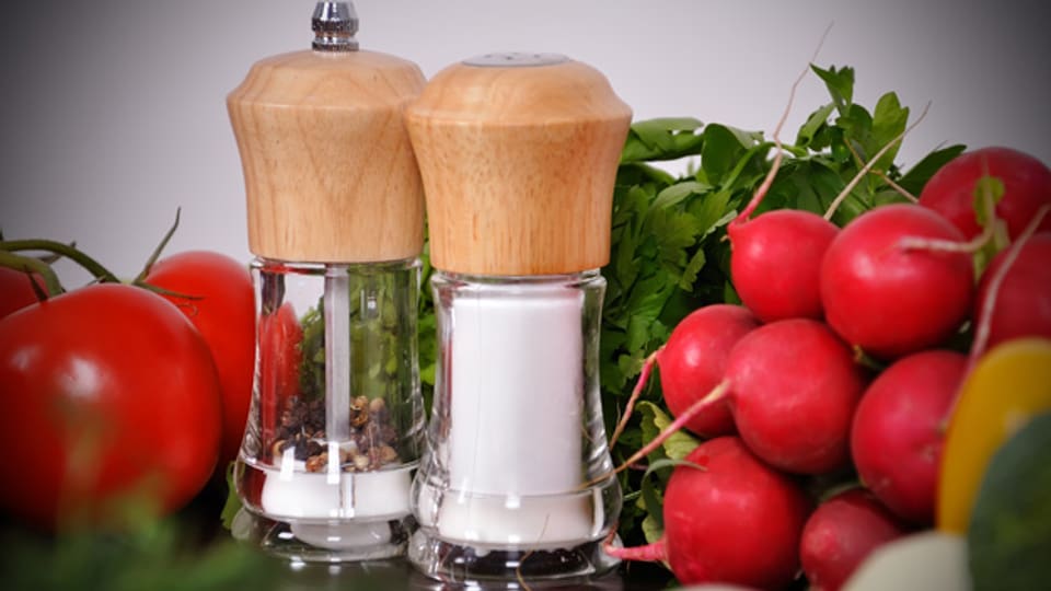 Salz verleiht Gerichten zwar Würze, sollte aber möglichst zurückhaltend verwendet werden.