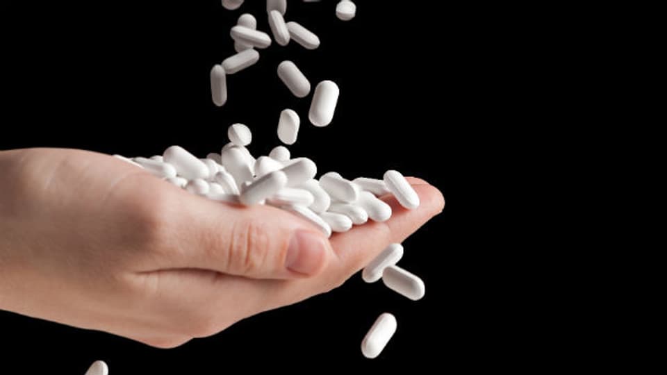 Auch Überdosierungen von nicht rezeptpflichtigen Schmerzmitteln können schädlich sein
