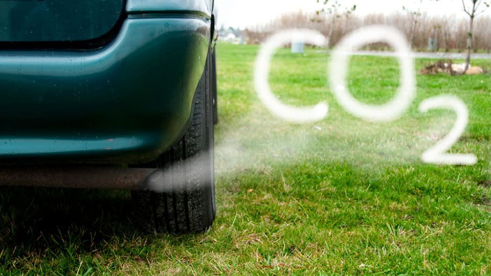 Bis Ende 2015 müssen die CO2-Emissionen bei Fahrzeugen analog zu den in der EU geltenden Vorschriften auf durchschnittlich 130 Gramm pro Kilometer sinken.