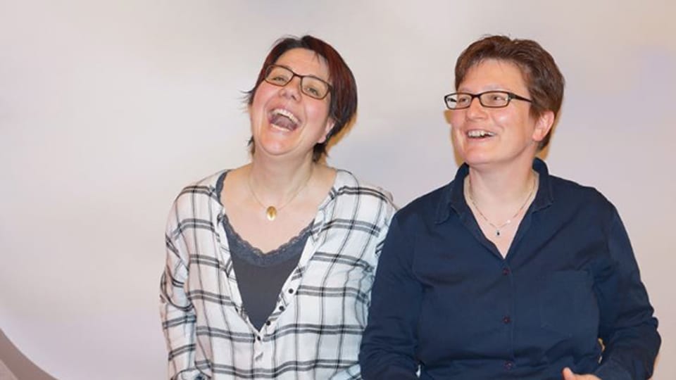 Karin Kobler und Evi Güdel Tanner: Die beiden Frauen hatten bei der Aufzeichnung für den «SRF Musikwelle Brunch» sichtlich Spass.