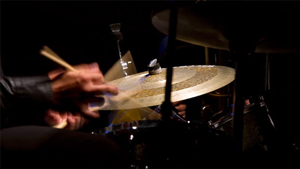 Cliff Leemann hat bei vielen namhaften Bands am Schlagzeug gesessen (Symbolbild).