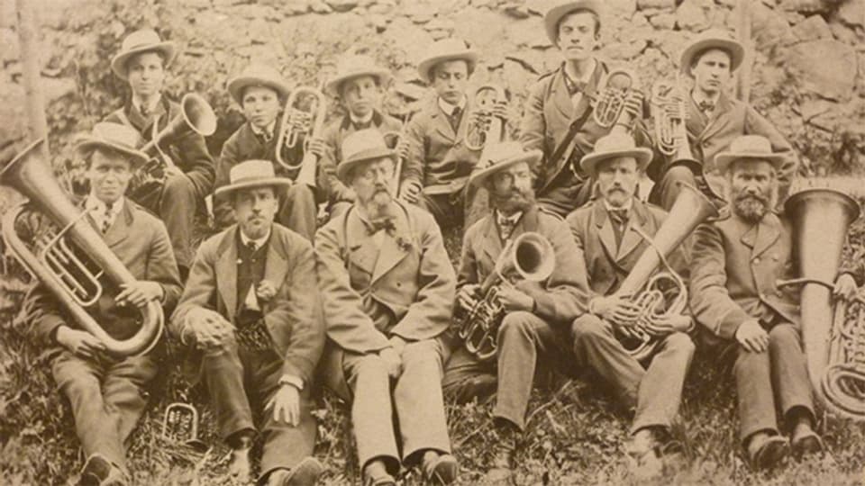 Die Musikgesellschaft Gemmi Leukerbad anno 1883.