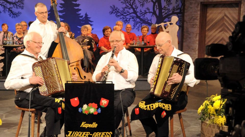 Die Kapelle Illgauer-Gruess mit Sebi Heinzer im März 2015 in der Sendung «Potzmusig».