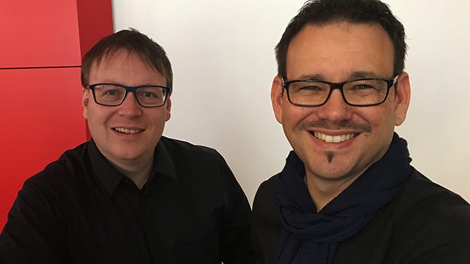Die SRF-Volksmusikredaktoren Sämi Studer und Guido Rüegge.