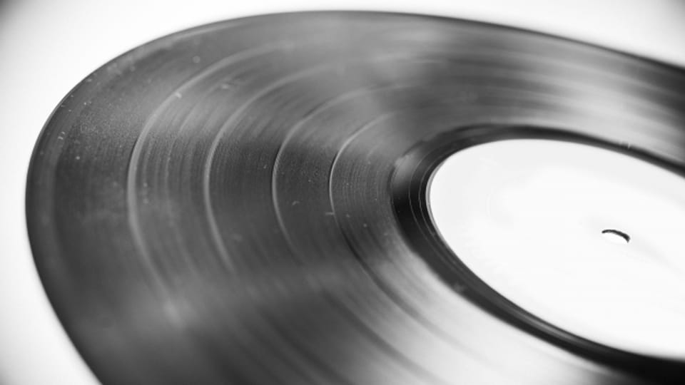 Im Jahr 1961 wurden die frischgepressten Schallplatten noch «testgehört».
