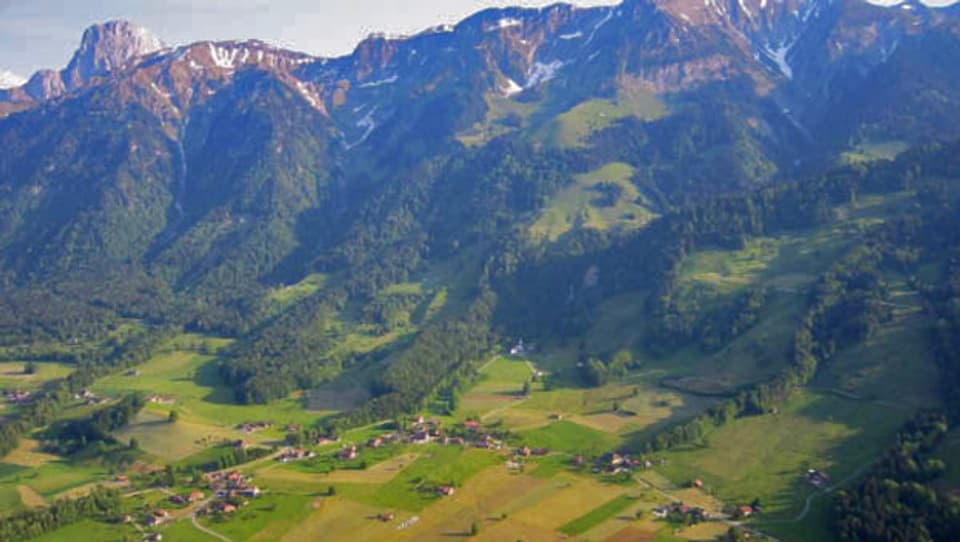 Luftaufnahme des Gebiets um die Gemeinden Blumenstein-Pohlern