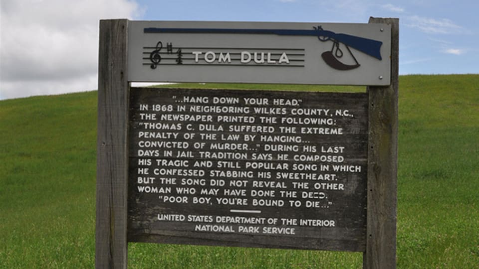Eine Tafel in North Caroline erinnert an die tragische Geschichte vom Tom Dula.