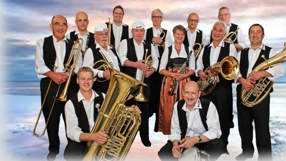Die «Bouelemusig» besteht aus 12 Musikanten und einer Musikantin.