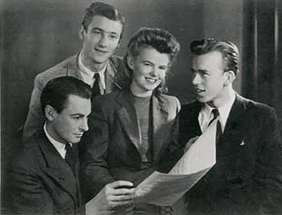 Willy, Klärli und Werner Schmid mit ihrem Komponisten Artur Beul, 1942.