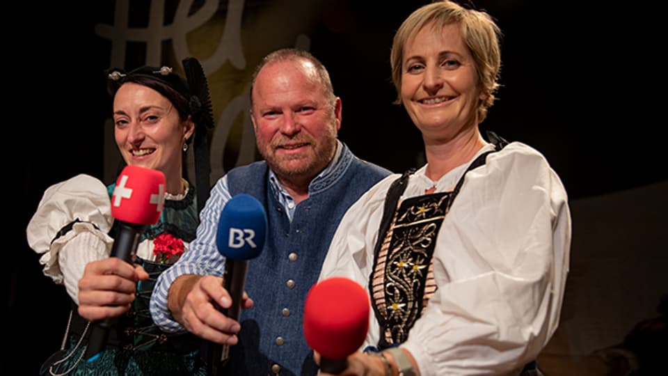 Durch sie Sendung führen Renate Anderegg, Stefan Frühbeis und Martina Köberle.
