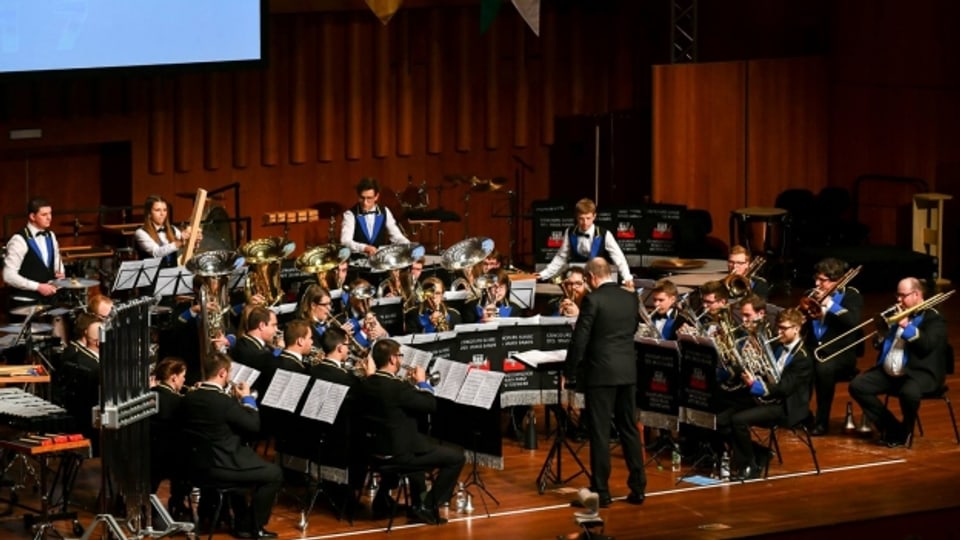 Die Brass Band Berner Oberland am Schweizerischen Brass Band Wettbewerb 2017 in Montreux.