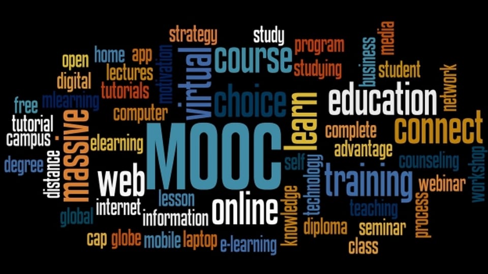 MOOC ist die Abkürzung für Massive Open Online Course und meint frei übersetzt massentaugliche Kurse im Internet.