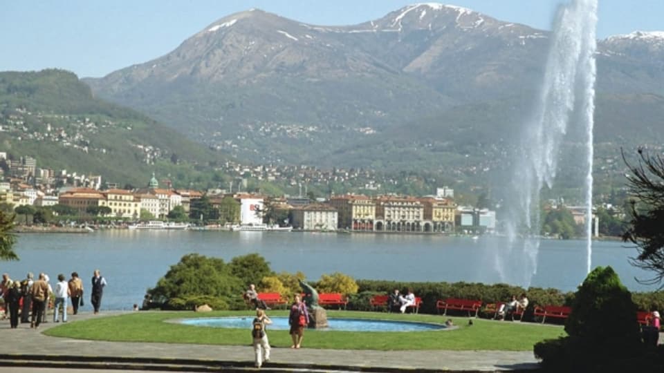 Die Bucht von Lugano von Paradiso aus gesehen.