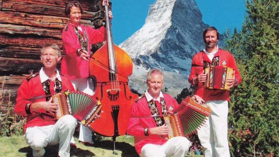 Das Schwyzerörgeli-Quartett Ned zum lose ist im gewissen Sinne eine Haus-Formation des Hotels Continental Zermatt.