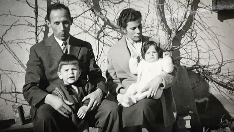Rudolf Ziegerer mit seinen Eltern und seiner kleinen Schwester.
