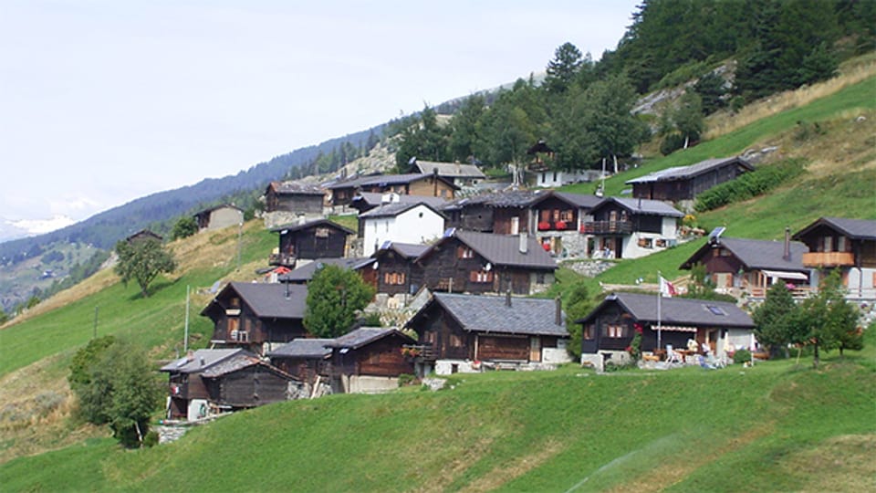 Die Alp Tatz am Eingang zum Jolital im Kanton Wallis.