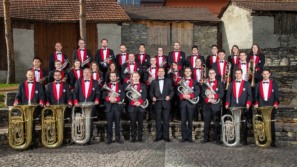 Die Brass Band 13  Étoiles hat seit ihrer Gründung 1973 zahlreiche nationale und internationale Wettbewerbe gewonnen.
