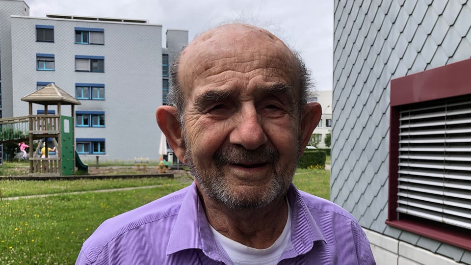Der 88-jährige Willy Haindl ist Witwer und dreifacher Vater. Seinen Lebensabend verbringt er in Uster ZH.