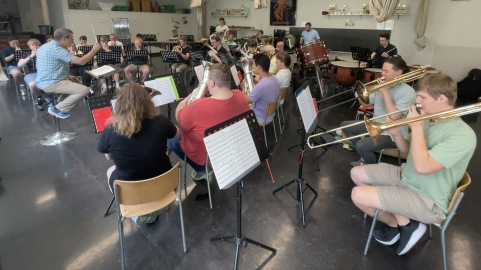Das Brass Band Feuer ist entfacht: Im Juni traf sich die neu gegründete Brass Band Nordwestschweiz zur ersten Probe.