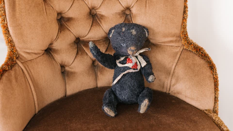 Ein Teddybär als Stellvertreter für das innere Kind.