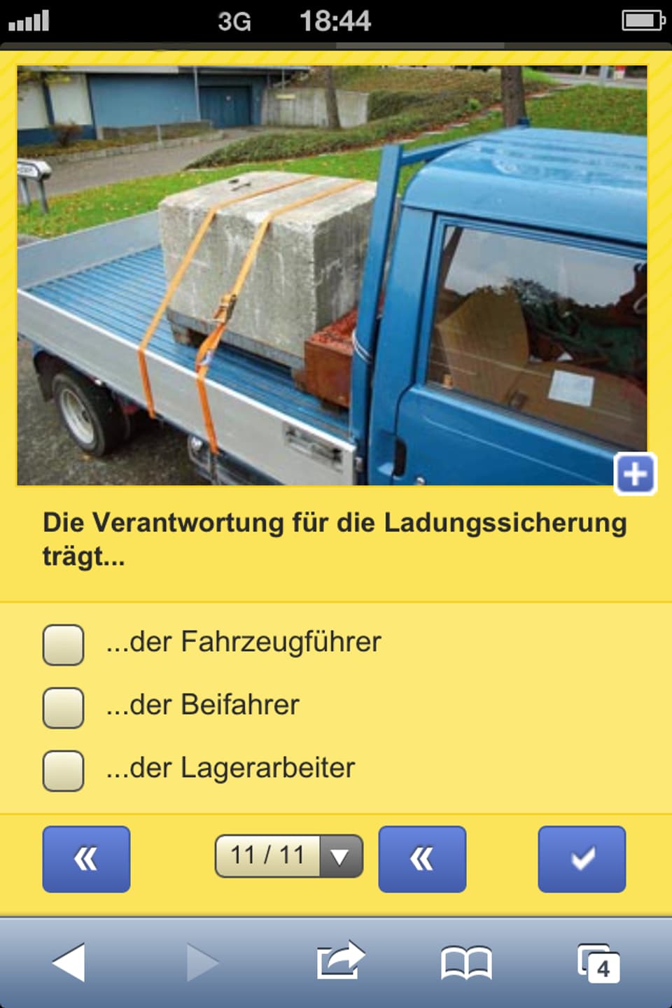 Ein Screenshot einer iPhone-App. Gefragt wird, wer die Verantwortung für die Ladunssicherung trägt, der Fahrzeugführer, der Beifahrer oder der Lagerarbeiter.