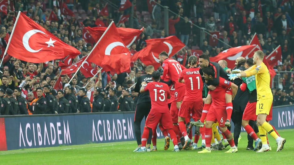 Huggel: «Die Türken haben viele Spieler mit Potenzial»