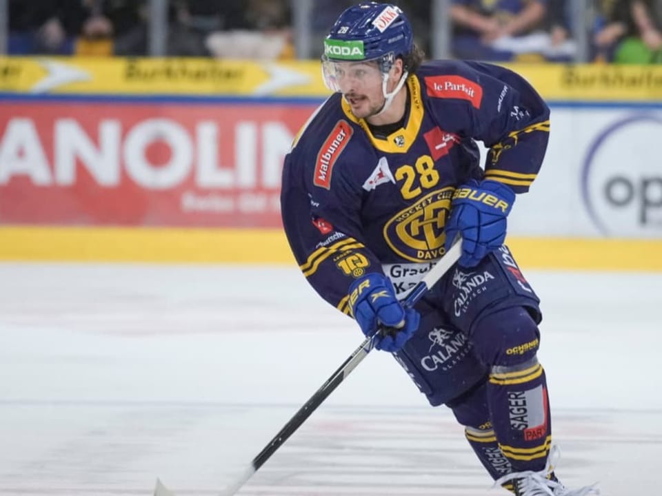 Muss unters Messer Axel Simic.